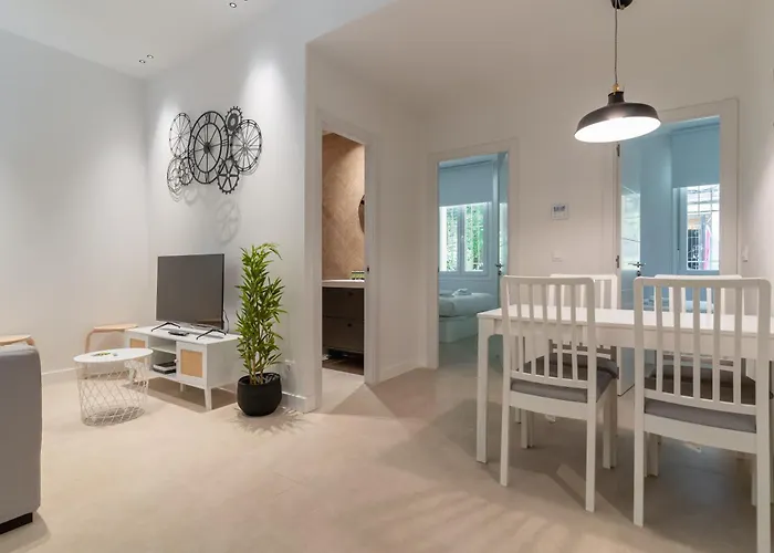 Cozy And Modern-2Bedrooms 1Bathroom-Delicias