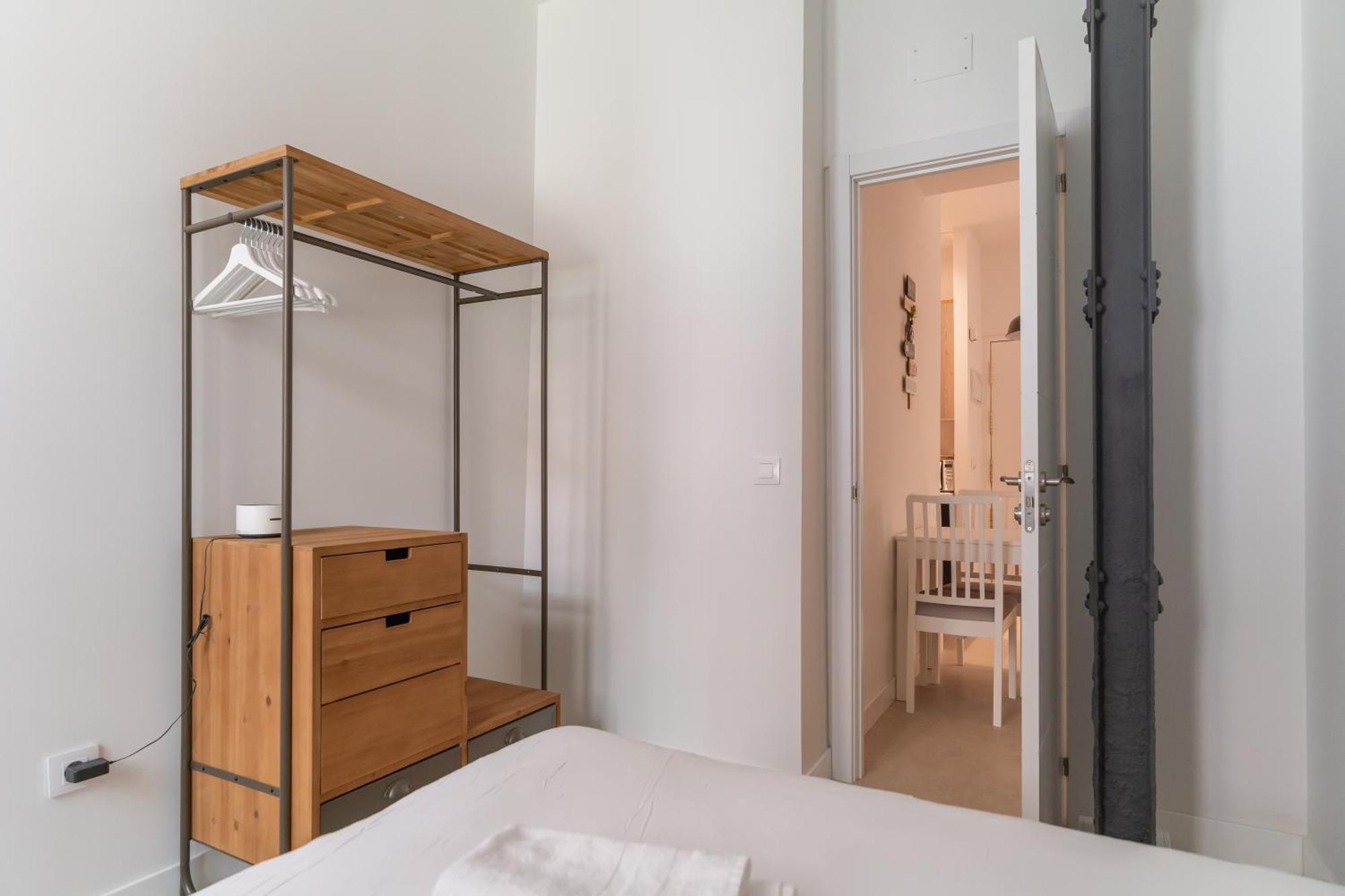 Cozy And Modern-2bedrooms 1bathroom-delicias Appartement